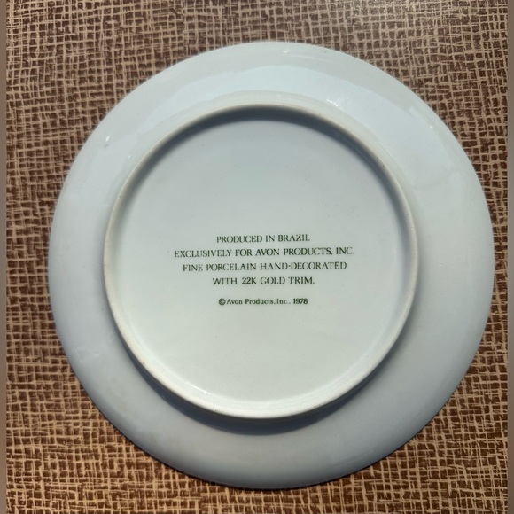 Avon strawberry plate 1978 - Picture 2 of 2